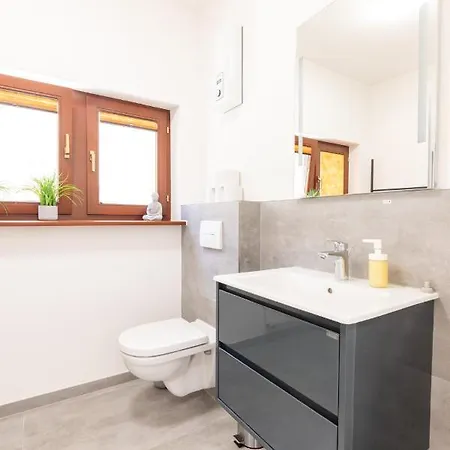 Lahn-living I - Modernes Design - Privater Garten - Zentrale Lage Nahe Rhein Und Martinsburg *