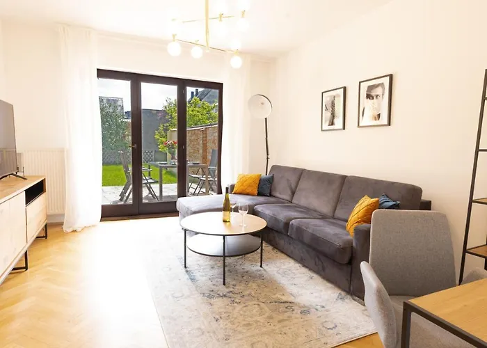 Lahn-living I - Modernes Design - Privater Garten - Zentrale Lage Nahe Rhein Und Martinsburg Lahnstein